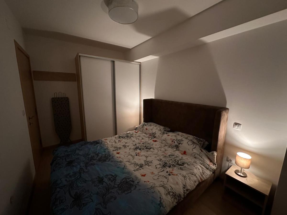 Dow Apartments - Luxury 13Th Floor, Parking スコピエ エクステリア 写真